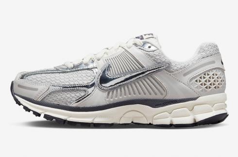 Nike Zoom Vomero 5 Photon Dust Metallic Silver Chrome Gridiron Sail FD0884-025