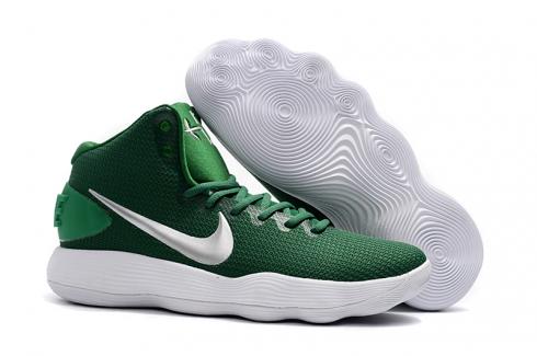 green nike shoes for men
